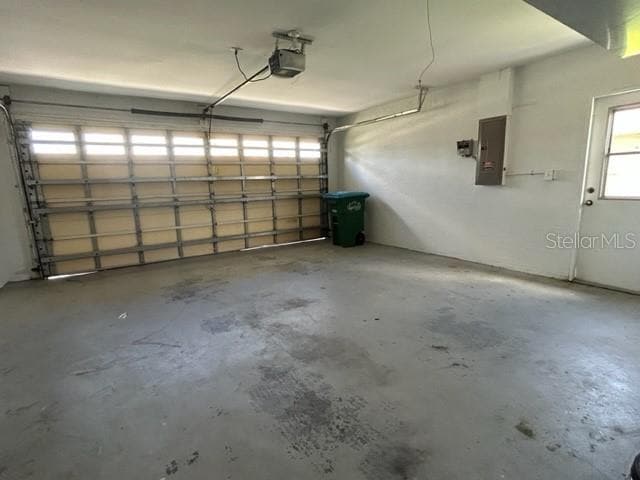 Building Photo - 2712 SW 11th Pl