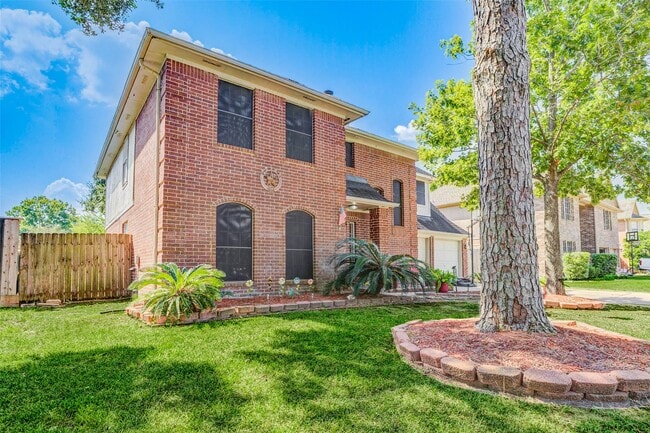 Building Photo - 18711 Appletree Hill Ln