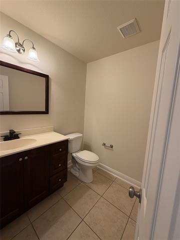 Building Photo - 1001 Meadow Creek Dr