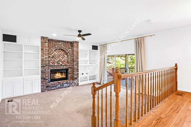 Building Photo - Beautiful 4bd 3ba home in Los Cerros Neigh...