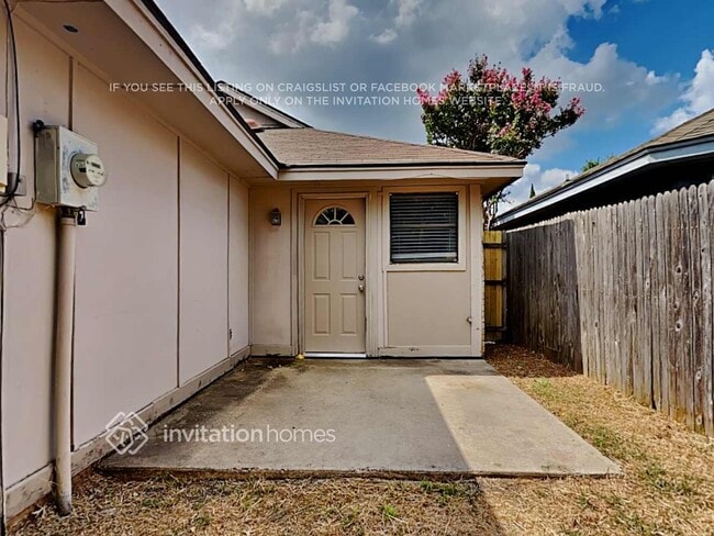 Building Photo - 2559 Sunscape Ln