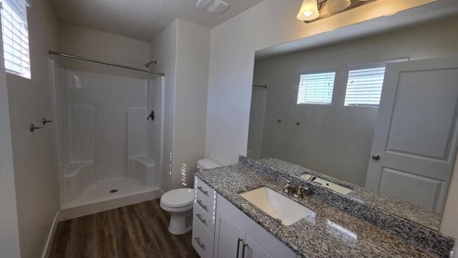 Building Photo - 1108 W 600 S