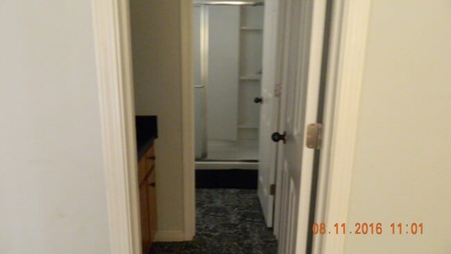 Building Photo - 476 Wagon Wheel Rd