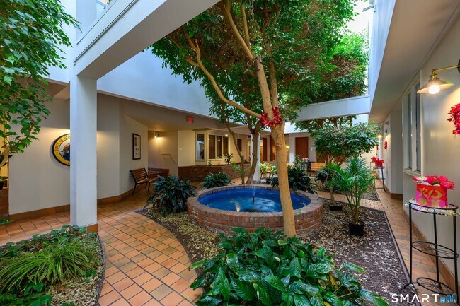 Building Photo - 319 New Britain Rd