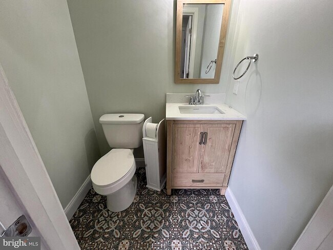 Building Photo - 3907 Harvette Dr