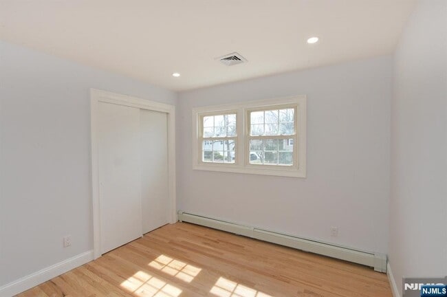 Building Photo - 269 Columbia Terrace