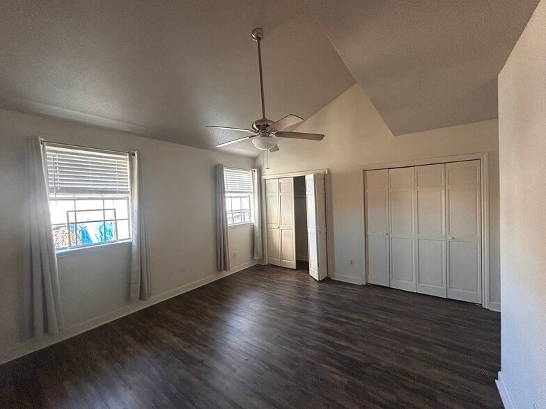 Primary Bedroom - 117 Addison St