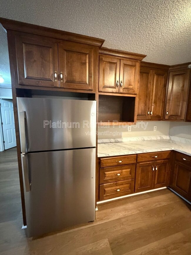 Building Photo - 209 Briarwood Dr
