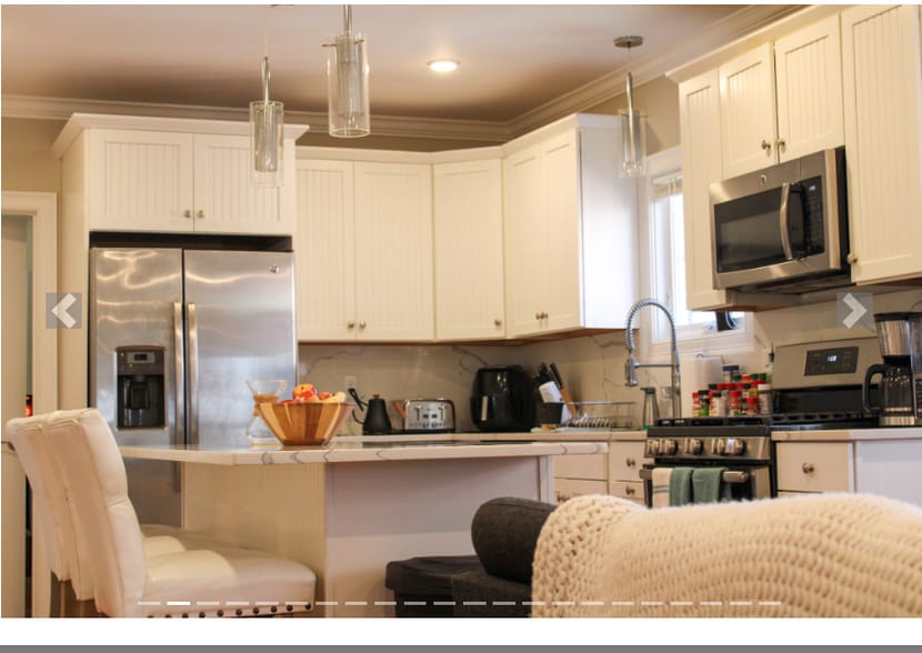 Building Photo - 118 Holland St