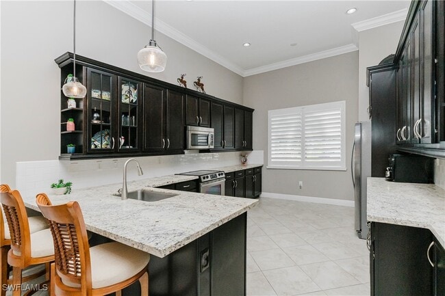 Building Photo - 5265 Messina St