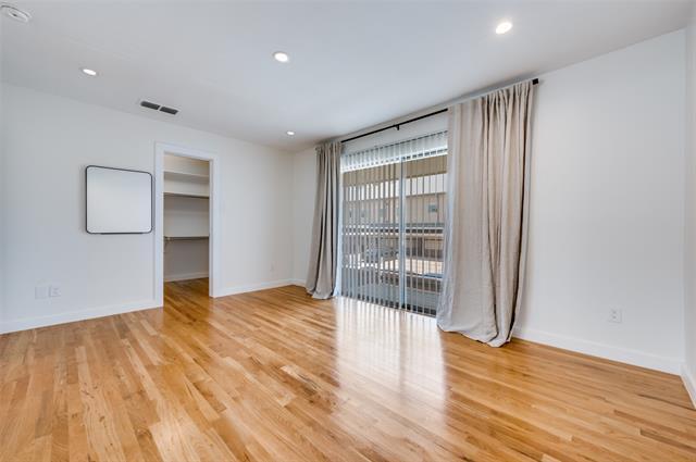 Building Photo - 4616 W Lovers Ln