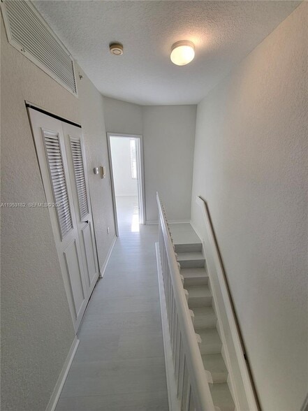 Building Photo - 755 SW 148th Ave