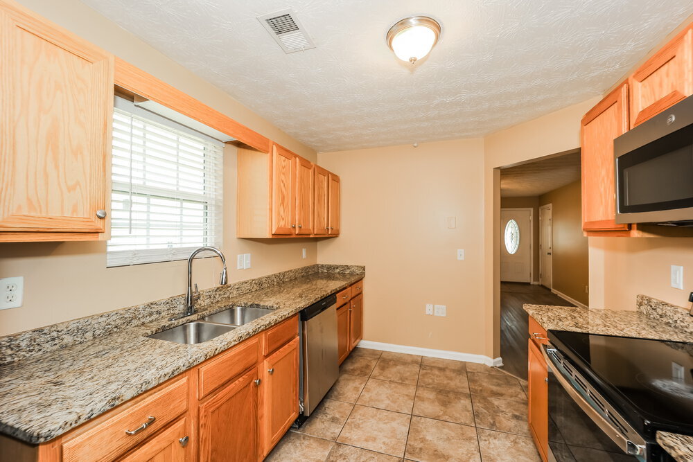 Building Photo - 468 Cathedral Dr