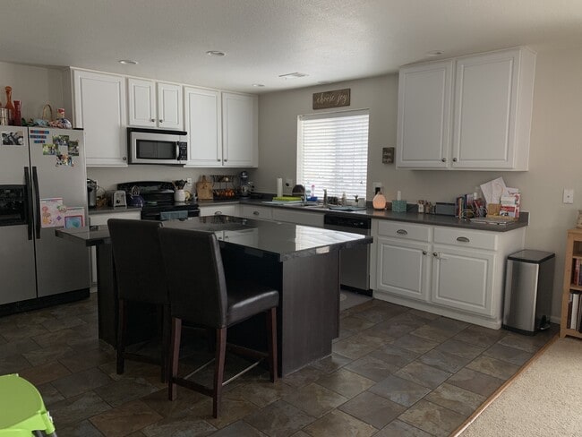 Building Photo - 4144 Alcazar Dr