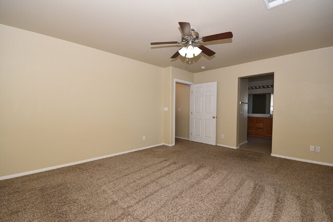 Building Photo - Beautiful Southwest 2-Story Home with Spacious Layout & Covered Patio