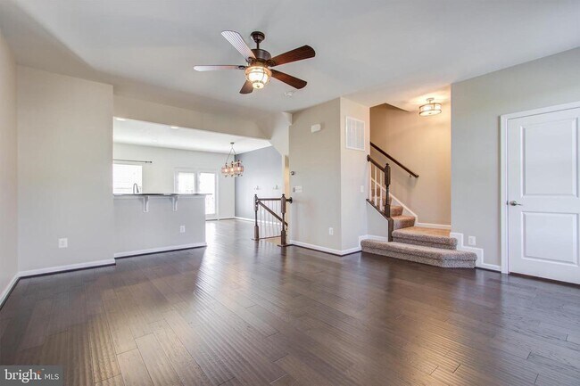 Building Photo - 7001 Trek Way