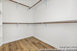 Building Photo - 507 Linden Ave