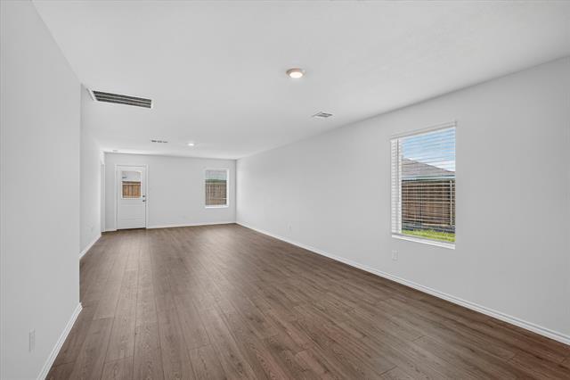 Building Photo - 1128 Northfield Dr
