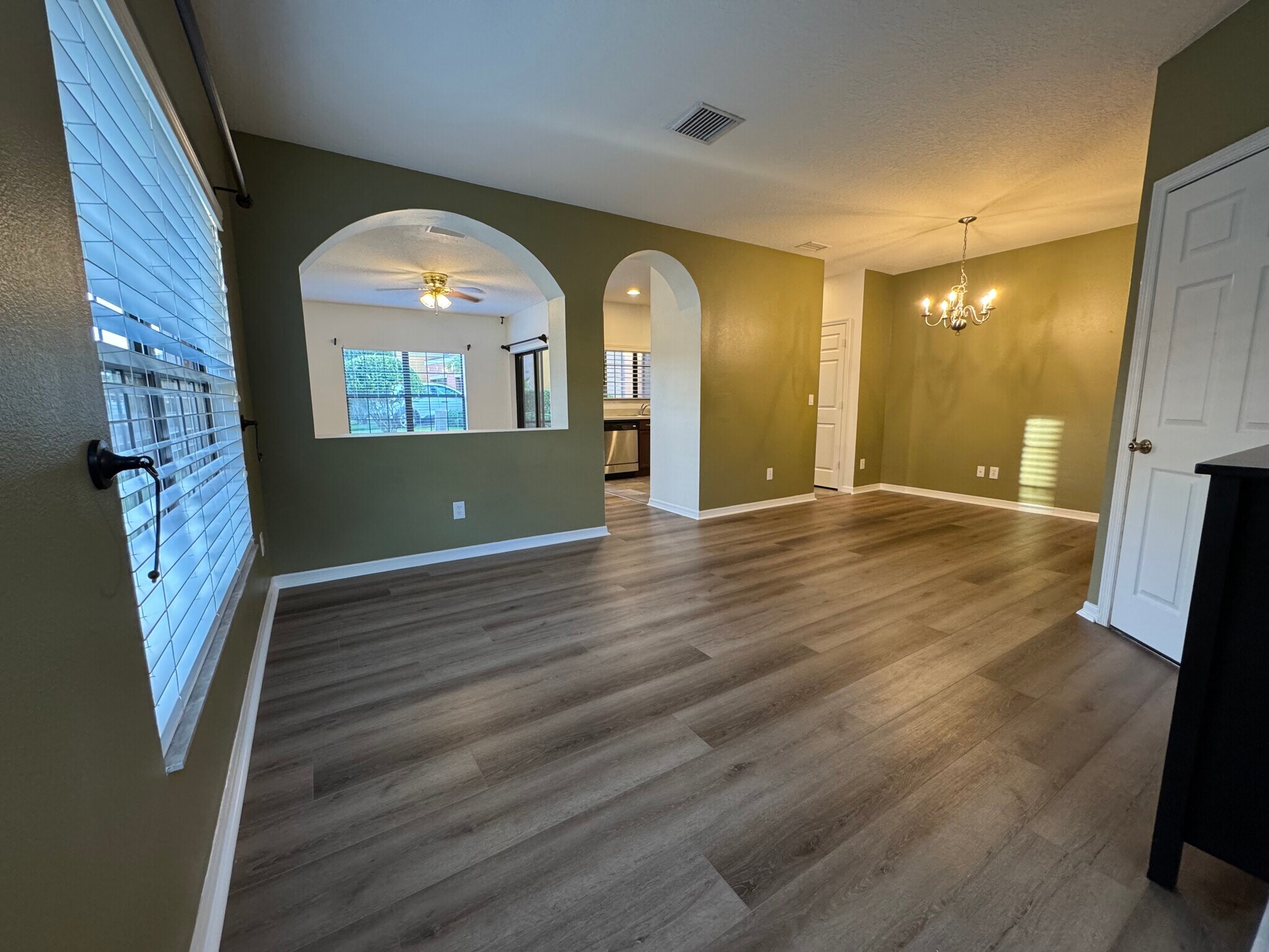 Building Photo - 30214 Goodwick Way