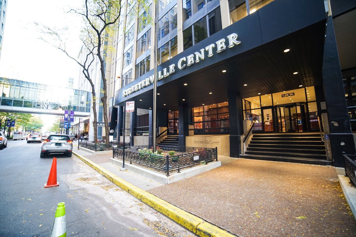 Building Photo - 233 E Erie St