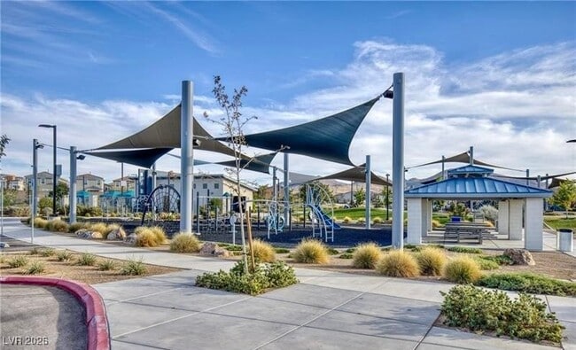 Building Photo - 2606 Ercolano St