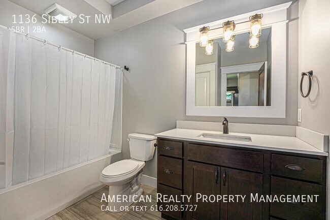 Building Photo - 1136 Sibley St NW