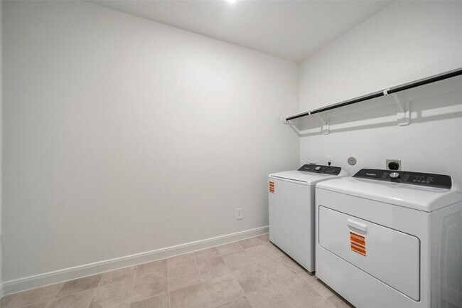 Building Photo - 17716 Ml Mnr Dr