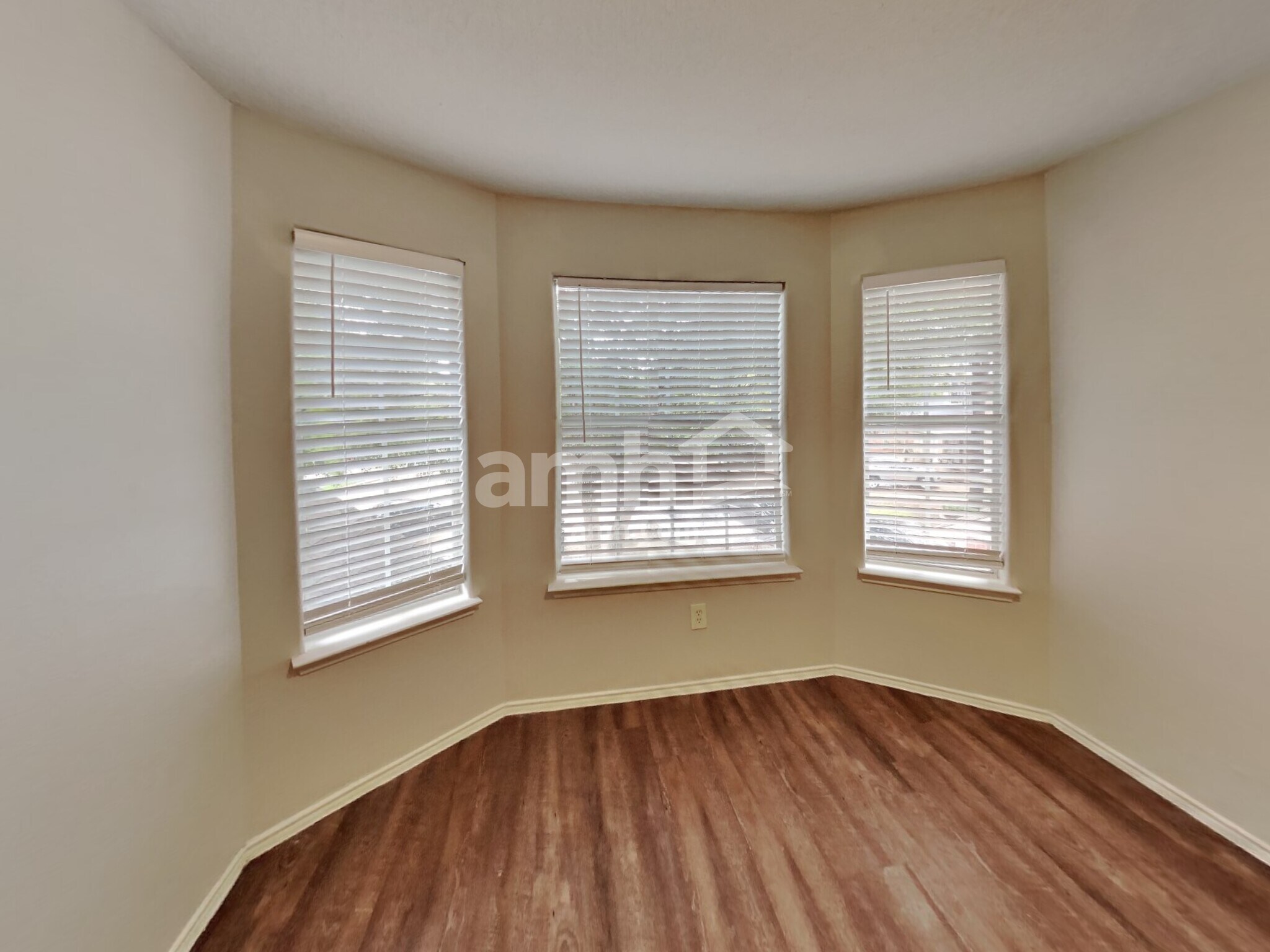 Building Photo - 6303 Tall Canyon Ct