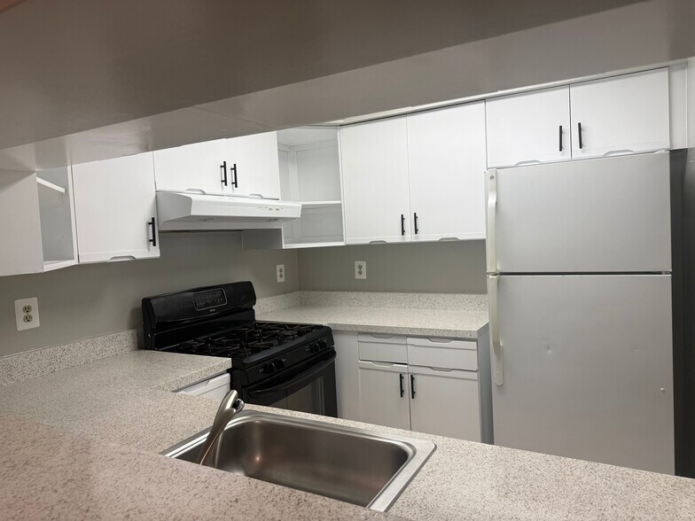Building Photo - 14329 Johnny Moore Ct