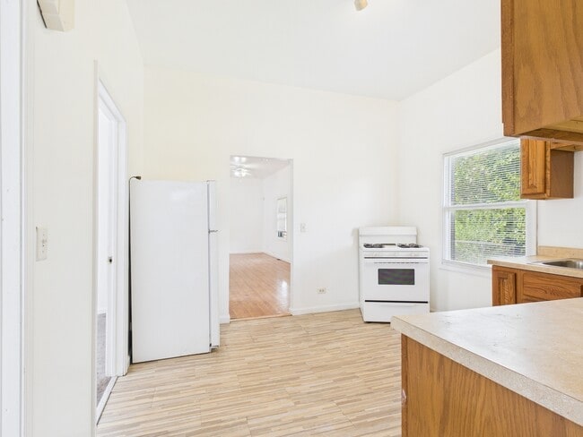 Building Photo - 8535 S Givins Ct