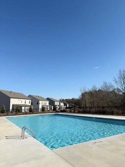 Building Photo - 114 Brandle Rose Wy