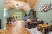 Building Photo - 3045 Jones Creek Ln