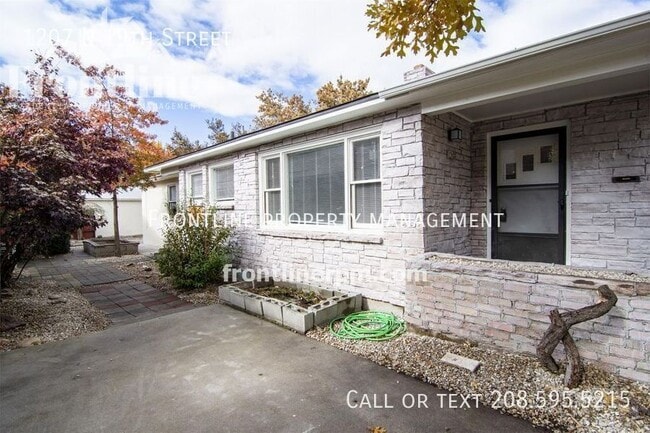 Building Photo - 1207 N 19th St