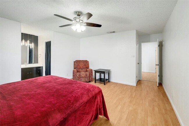 Building Photo - 11720 Running Fox Trail