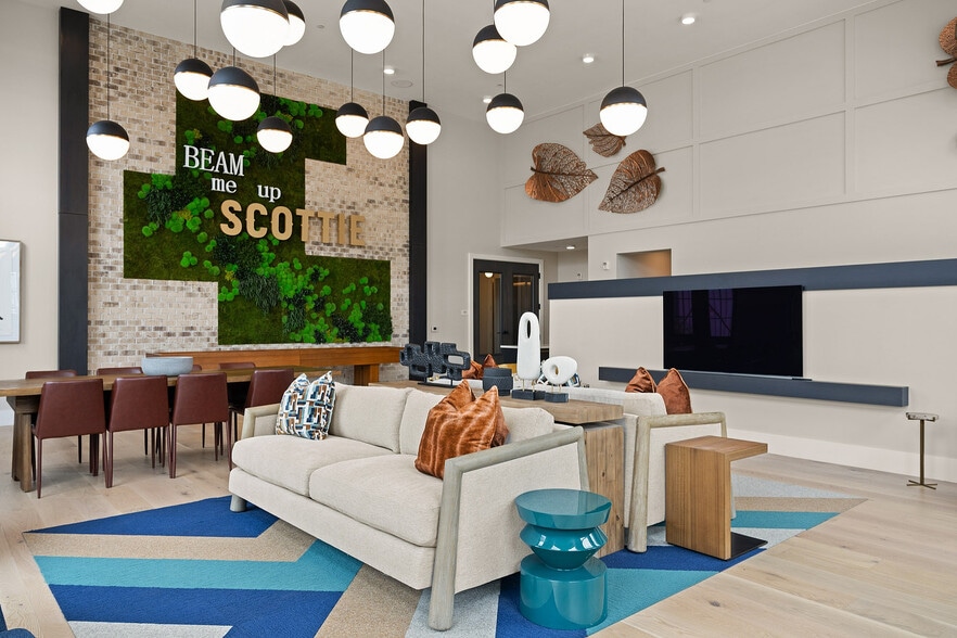 Primary Photo - The Scottie