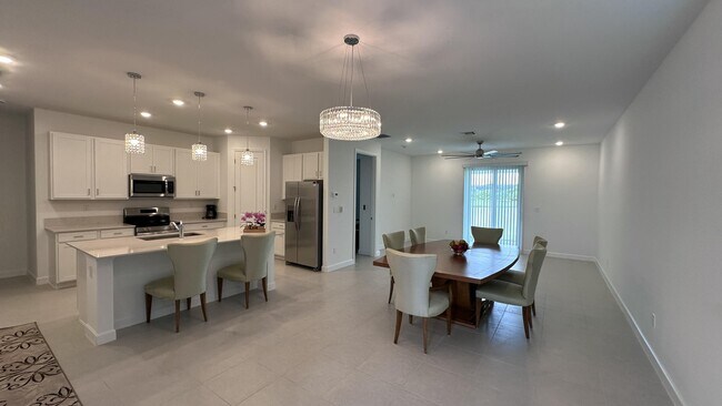 Building Photo - 3479 Cedar Grv Dr