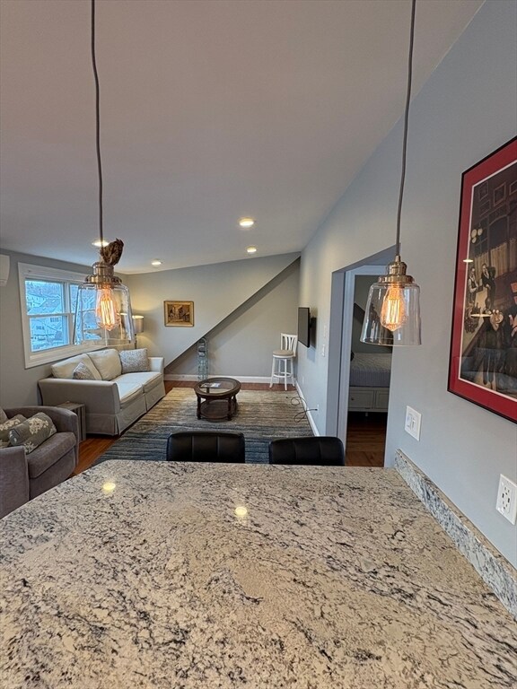 Building Photo - 97 Washington St