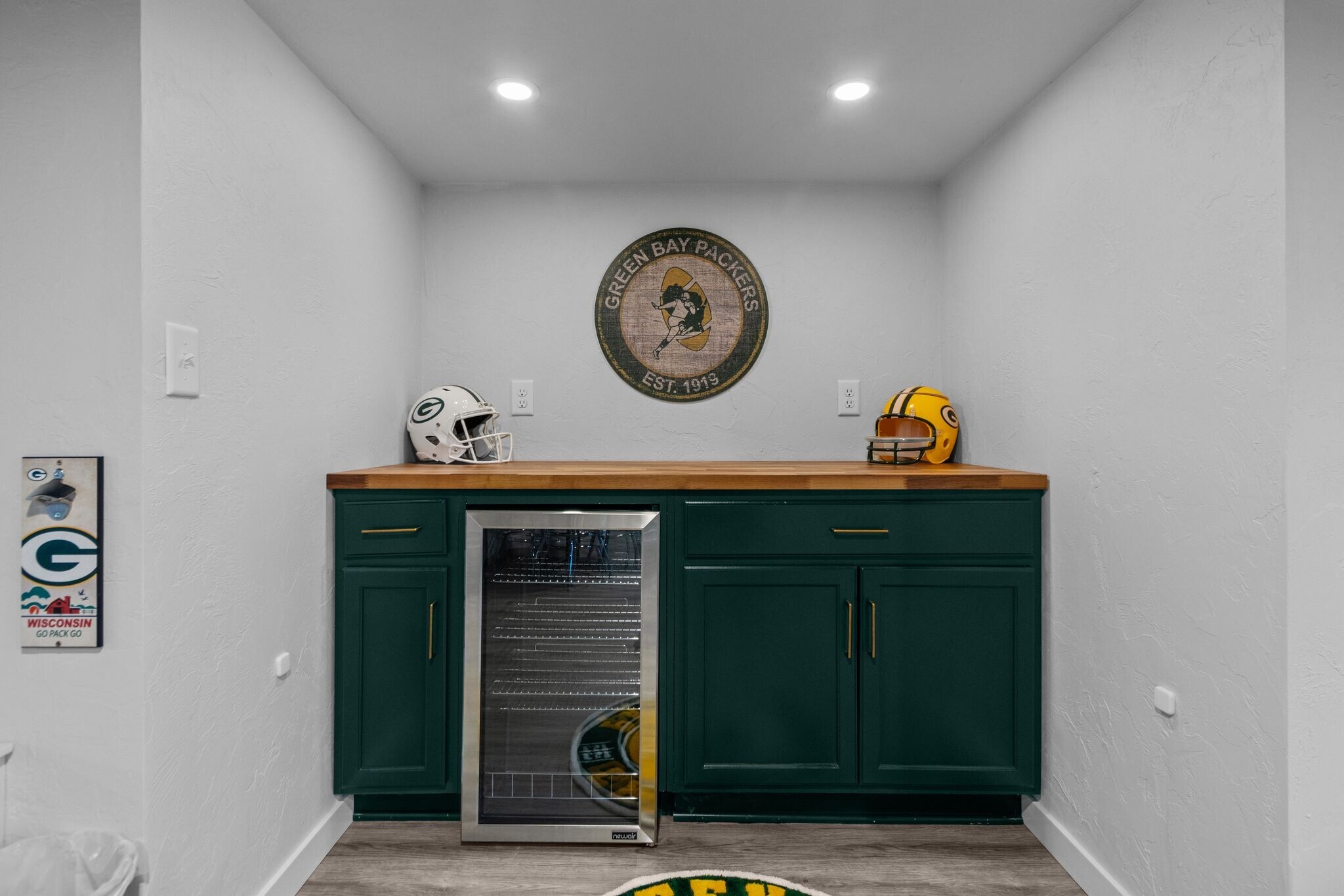 Building Photo - 1114 Meacham St