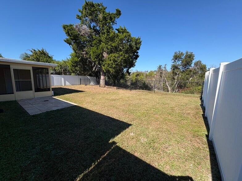 Building Photo - 3443 Elkridge Dr