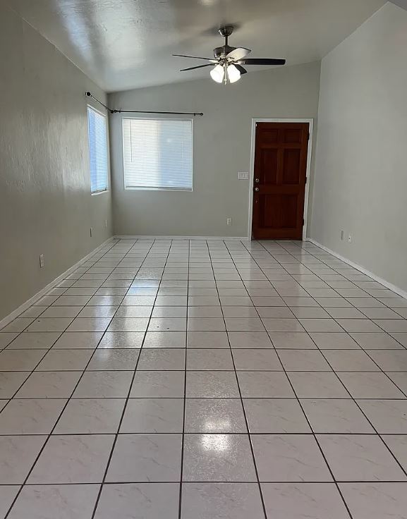 Building Photo - 1330 E Lark Way