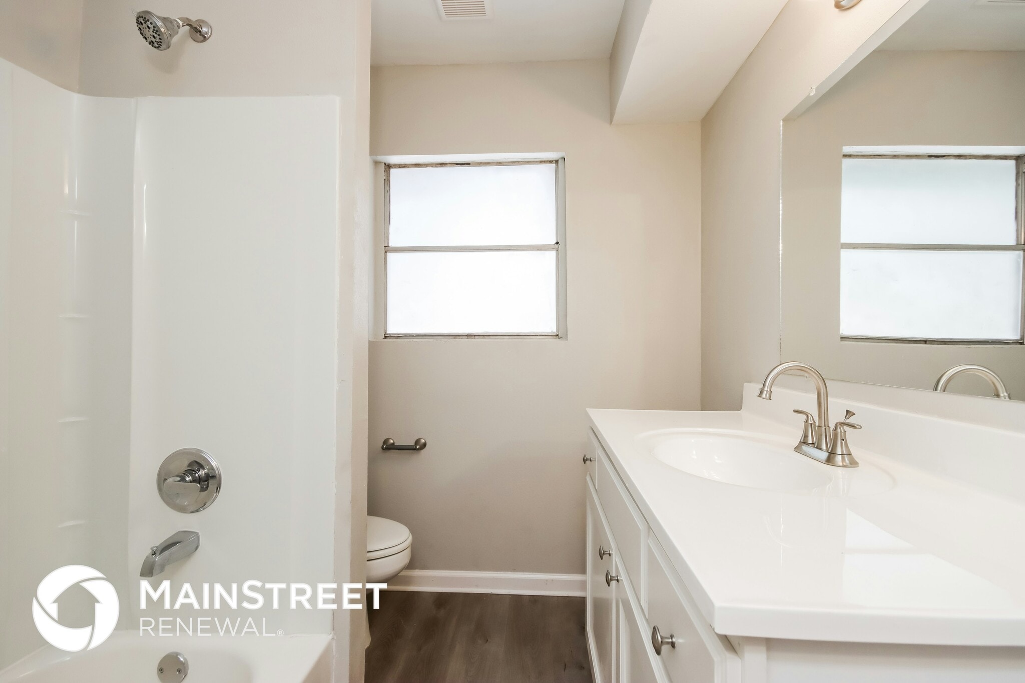 Building Photo - 431 W Sunnyside St