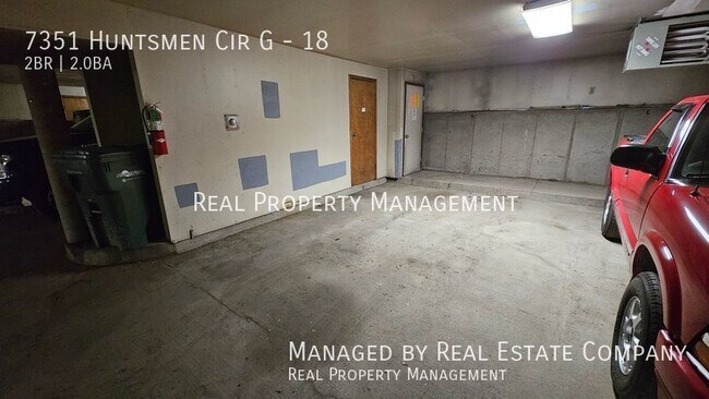 Building Photo - Third Story Two Bedroom Condo with Garage ...