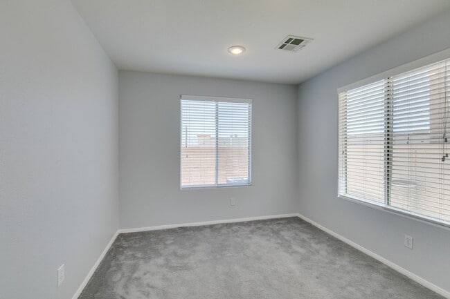 Building Photo - Bright & Spacious Home with Open Layout and Prime Location
