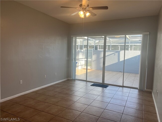 Building Photo - 3841 Schoolhouse Rd E