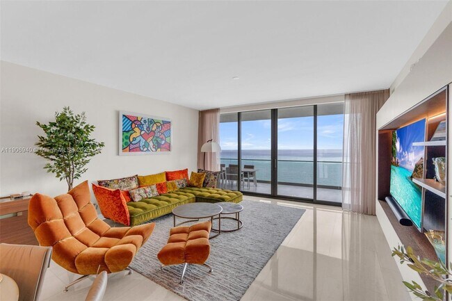 Building Photo - 18975 Collins Ave