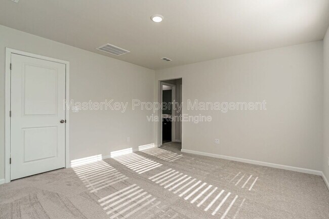 Building Photo - 3115 Carpenter Rd