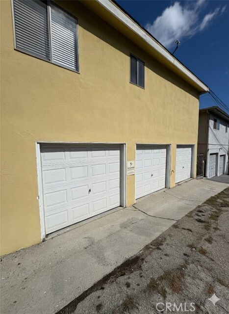 Building Photo - 2302 S Gaffey St