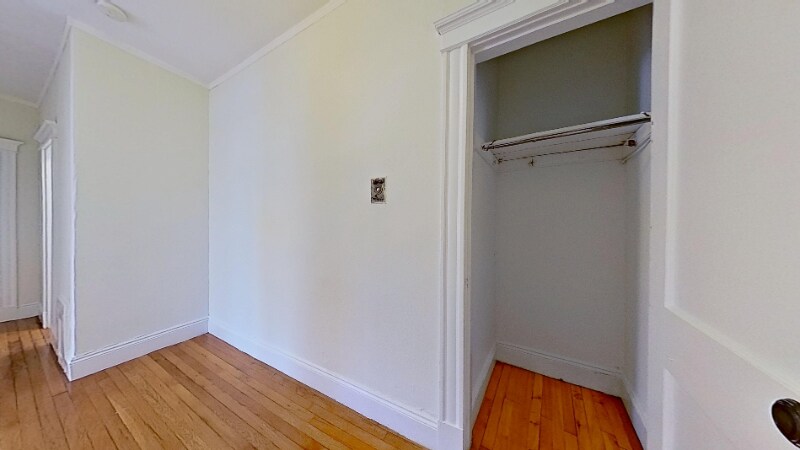 Building Photo - 42 Strathmore Rd