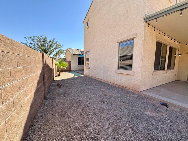 Building Photo - 16126 W Meade Ln