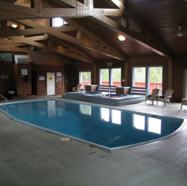 Building Photo - 3 Bedroom, 2 Bath Home in French Creek!  N...